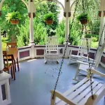 Beaufort House Inn