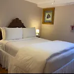 Beaufort House Inn