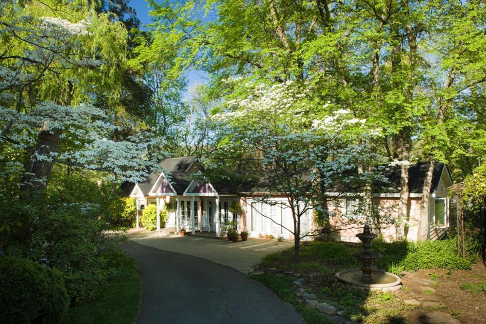 Beaufort House Bed & Breakfast