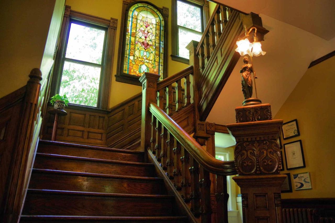 Beaufort House Bed & Breakfast Asheville